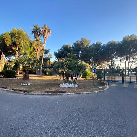 Appartement Face Mer Et Port Santa Lucia Climatise Et Wifi Saint-Raphael (Var) Exterior foto
