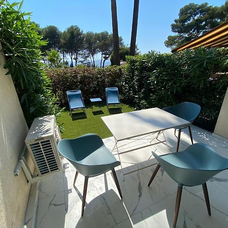 Appartement Face Mer Et Port Santa Lucia Climatise Et Wifi Saint-Raphael (Var) Exterior foto