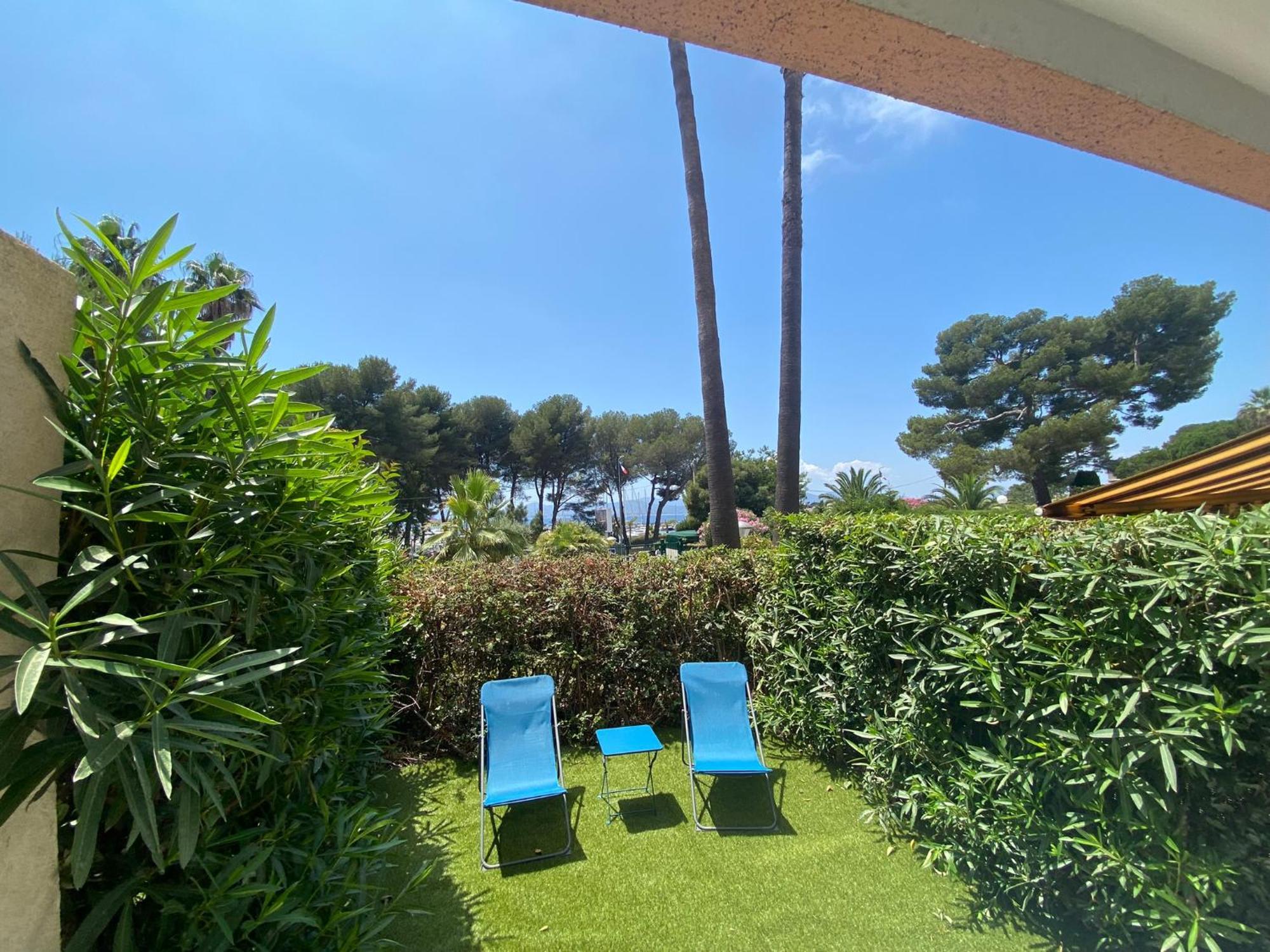 Appartement Face Mer Et Port Santa Lucia Climatise Et Wifi Saint-Raphael (Var) Exterior foto